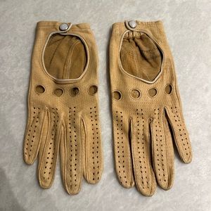 Beautiful vintage leather motorcycle gloves size 7.5. Grandoe.